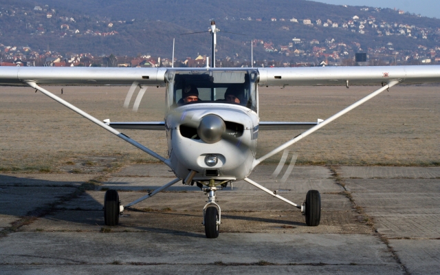  Flugunterricht im Luftfahrtzentrum 